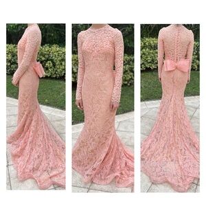 TARIK EDIZ gown blush/salmon color Sz 4. Used once